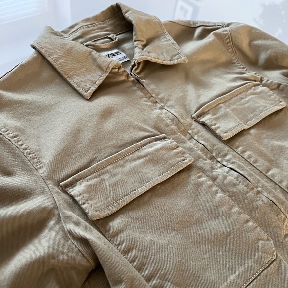 **SOLD** ZARA Utility Light Jacket - Picture 2 of 5